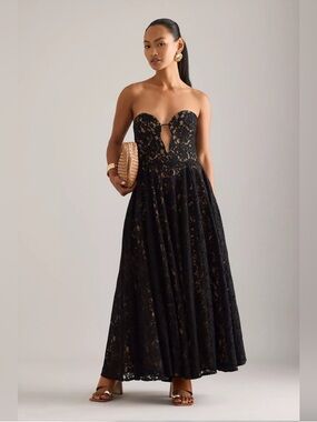 bardot paris lace bodycon dress | Dresses | Bardot Size L ready silhouette to your